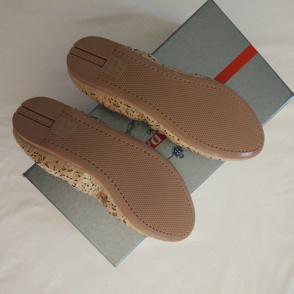 Prada Nude Vernice Soft 3 Cipria Bow Ballet Flats - Picture 9 of 9